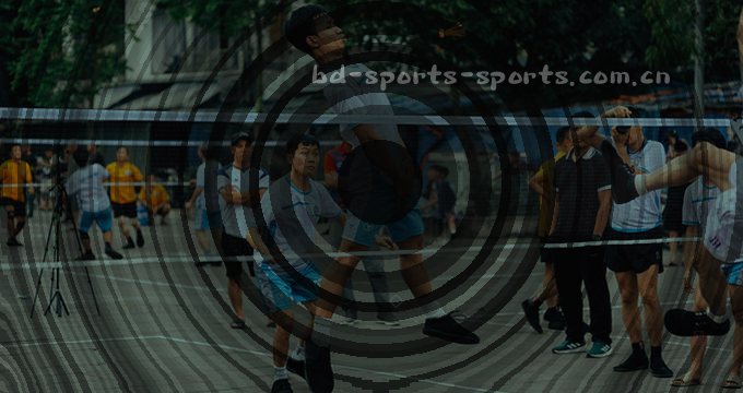 女孩相册里翻出旧日阳光